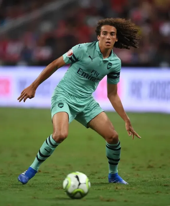 Framed Print : Arsenal's Guendouzi Goes Head-to-Head with Paris Saint-Germain in International Champions Cup Clash