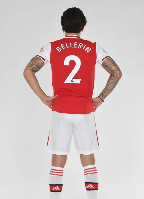 Framed Print : Arsenal's Hector Bellerin at 2019-20 Pre-Season Training Framed Print : Arsenal's Hector Bellerin at 2019-20 Pre-Season Training