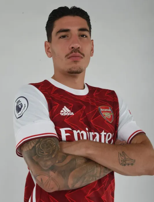 Framed Print : Arsenal's Hector Bellerin at 2020-21 First Team Photocall Framed Print : Arsenal's Hector Bellerin at 2020-21 First Team Photocall