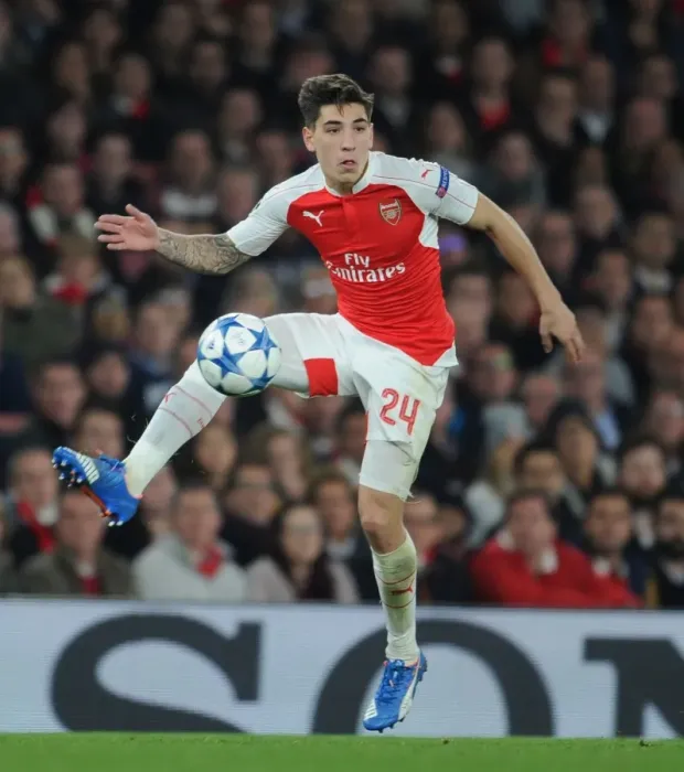 Framed Print : Arsenal's Hector Bellerin in Action Against FC Bayern Munich at the Emirates Stadium - UEFA Champions League 2015 / 16 Framed Print : Arsenal's Hector Bellerin in Action Against FC Bayern Munich at the Emirates Stadium - UEFA Champions League 2015 / 16