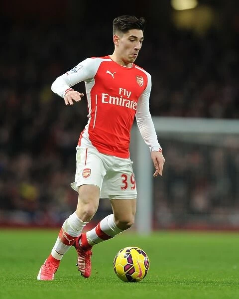 Arsenal's Hector Bellerin in Action Against Leicester City (Premier League 2014-15)