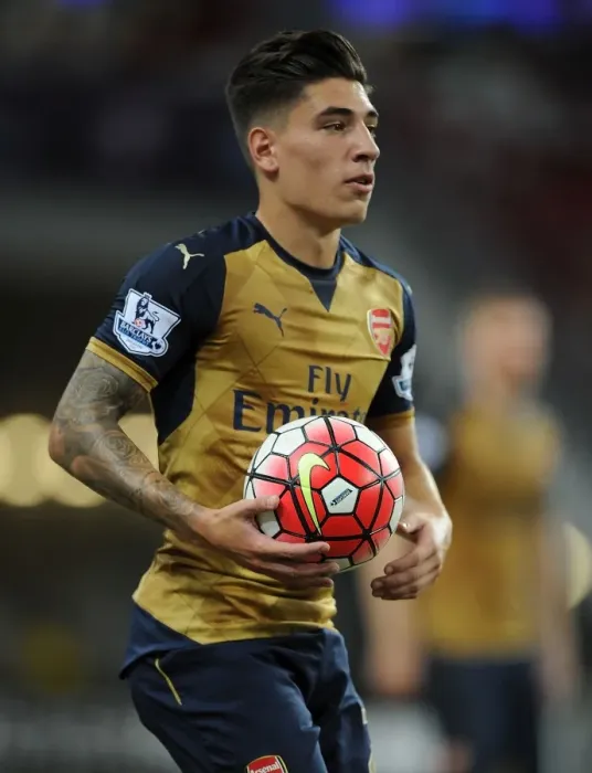 Framed Print : Arsenal's Hector Bellerin in Action against Singapore XI during the Barclays Asia Trophy Framed Print : Arsenal's Hector Bellerin in Action against Singapore XI during the Barclays Asia Trophy