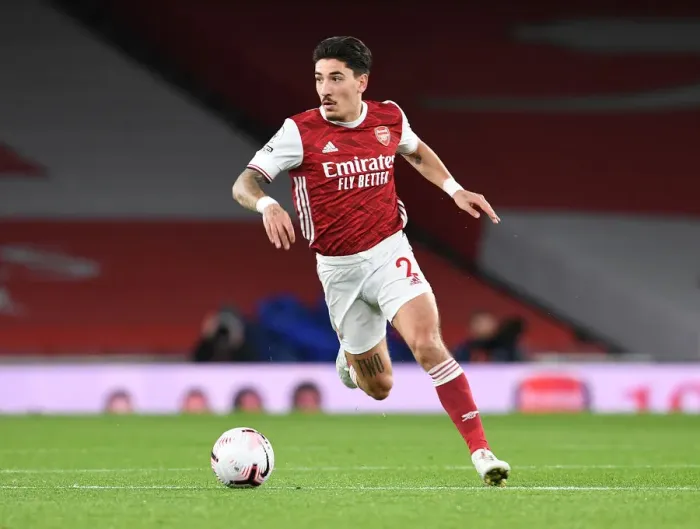 Framed Print : Arsenal's Hector Bellerin at Empty Emirates: Arsenal vs Leicester City, Premier League 2020-21