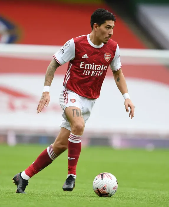 Framed Print : Arsenal's Hector Bellerin at Empty Emirates Stadium: Arsenal vs. Sheffield United, Premier League 2020-21