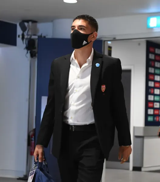 Arsenal's Hector Bellerin at Empty FA Cup Final Print Art