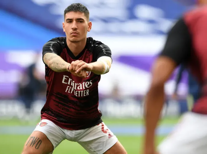 Framed Print : Arsenal's Hector Bellerin Gears Up for FA Cup Final Against Chelsea at Empty Wembley Stadium (Arsenal v Chelsea, FA Cup 2020)