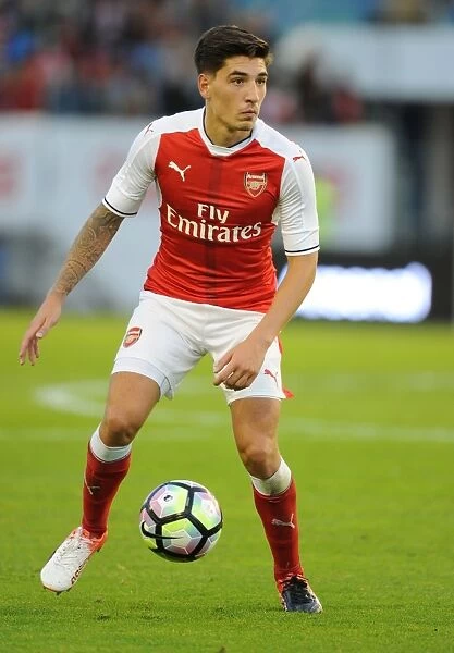 Arsenal's Hector Bellerin Goes Head-to-Head with Manchester City in 2016 Pre-Season Showdown