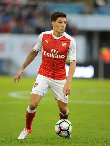 Arsenal's Hector Bellerin Goes Head-to-Head Against Manchester City in 2016 Pre-Season Clash