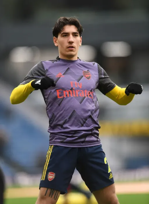 Framed Print : Arsenal's Hector Bellerin Prepares for Burnley Showdown - Premier League 2019-20