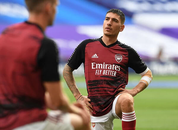 Arsenal's Hector Bellerin Prepares for FA Cup Final Against Chelsea Amid Empty Wembley Stadium (Arsenal v Chelsea FA Cup Final 2020)