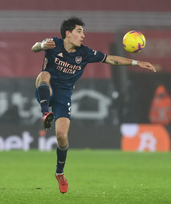 Framed Print : Arsenal's Hector Bellerin at Empty Southampton Stadium - Premier League 2020-21 Framed Print : Arsenal's Hector Bellerin at Empty Southampton Stadium - Premier League 2020-21