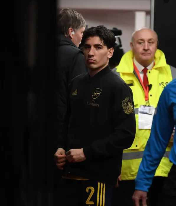 Framed Print : Arsenal's Hector Bellerin in the Tunnel Before FA Cup Fourth Round Clash Against AFC Bournemouth