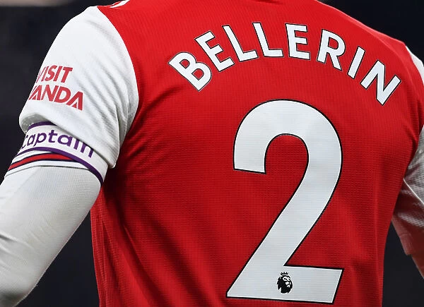 Arsenal's Hector Bellerin vs. Chelsea: A Fierce Face-Off in the Premier League Battle