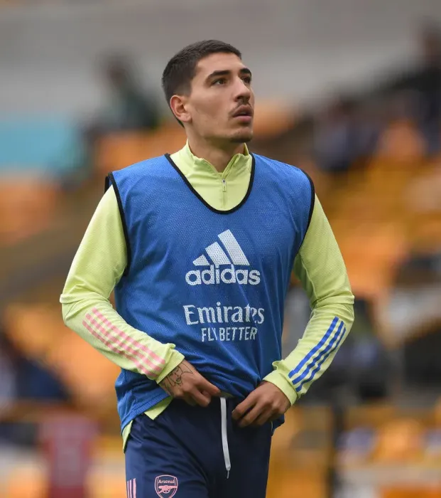 Framed Print : Arsenal's Hector Bellerin Warming Up Ahead of Wolverhampton Wanderers Clash (Premier League 2019-20)