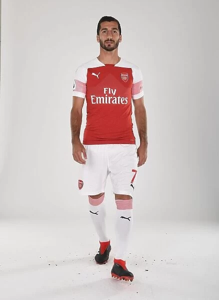 Arsenal's Henrikh Mkhitaryan at 2018 / 19 First Team Photo-call