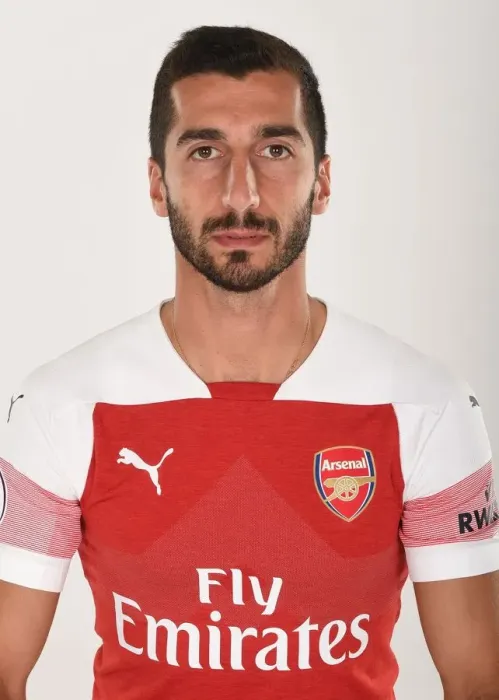 Framed Print : Arsenal's Henrikh Mkhitaryan at 2018 / 19 First Team Photo Call Framed Print : Arsenal's Henrikh Mkhitaryan at 2018 / 19 First Team Photo Call