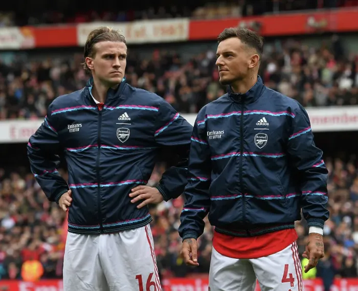 Framed Print : Arsenal's Holding and White Prepare for Leeds United Clash in Premier League (2022-23) Framed Print : Arsenal's Holding and White Prepare for Leeds United Clash in Premier League (2022-23)