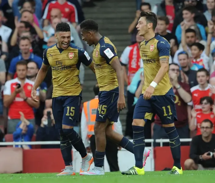 Framed Print : Arsenal's Iwobi and Oxlade-Chamberlain in Jubilant Goal Celebration (Emirates Cup 2015 / 16) Framed Print : Arsenal's Iwobi and Oxlade-Chamberlain in Jubilant Goal Celebration (Emirates Cup 2015 / 16)