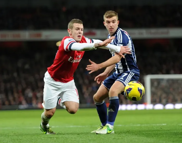 Framed Print : Arsenal's Jack Wilshere Clashes with West Brom's James Morrison in Premier League Showdown (2012-13) Framed Print : Arsenal's Jack Wilshere Clashes with West Brom's James Morrison in Premier League Showdown (2012-13)