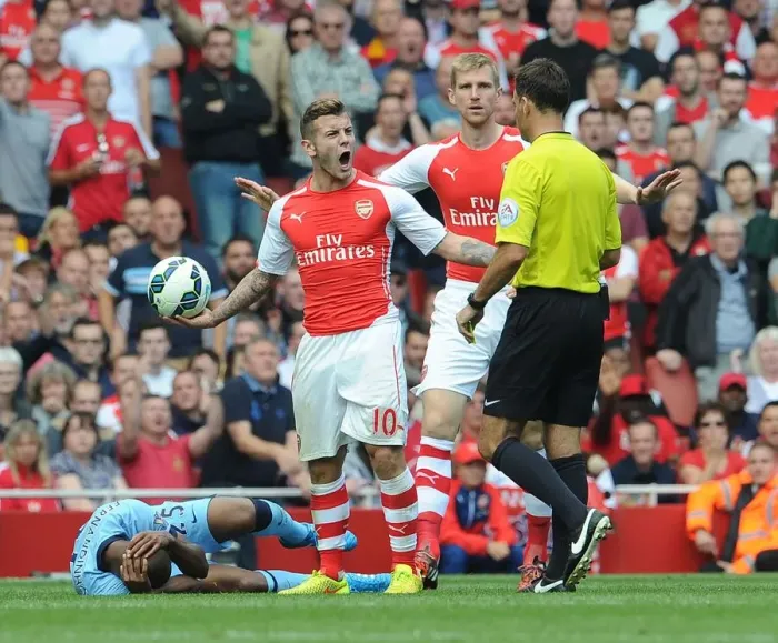 Framed Print : Arsenal's Jack Wilshere Protests to Referee during Arsenal vs Manchester City (2014-15) Framed Print : Arsenal's Jack Wilshere Protests to Referee during Arsenal vs Manchester City (2014-15)