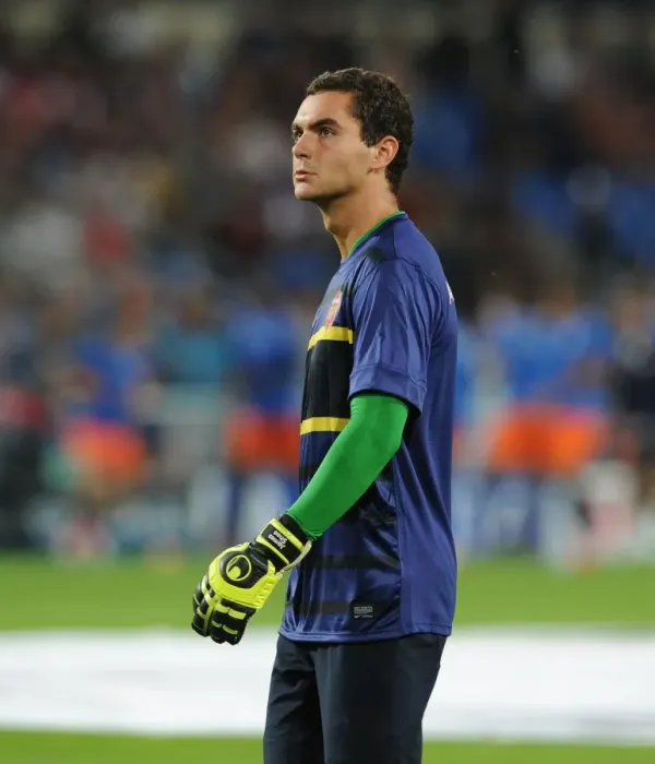 Framed Print : Arsenal's James Shea in Pre-Match Focus at Montpellier, UEFA Champions League 2012-13 Framed Print : Arsenal's James Shea in Pre-Match Focus at Montpellier, UEFA Champions League 2012-13