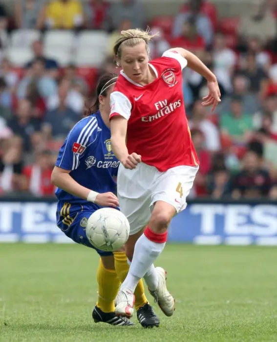 Framed Print : Arsenal's Jayne Ludlow Celebrates in FA Womens Cup Final Victory over Leeds United (2008) Framed Print : Arsenal's Jayne Ludlow Celebrates in FA Womens Cup Final Victory over Leeds United (2008)