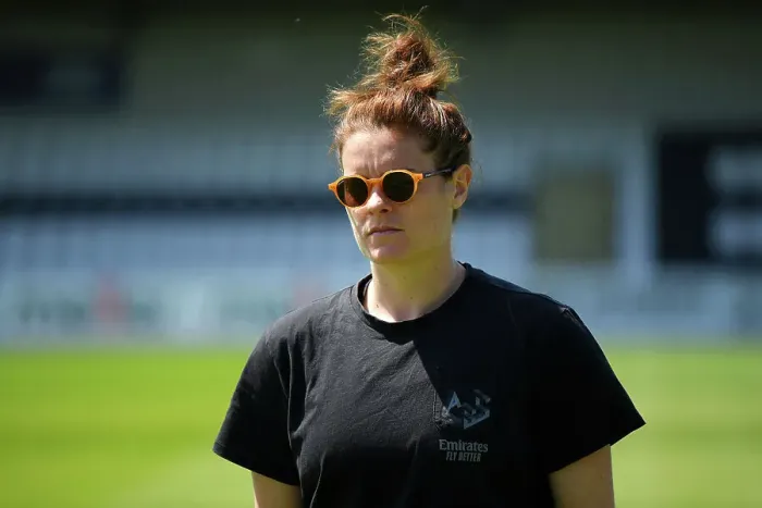 Framed Print : Arsenal's Jennifer Beattie Gears Up for FA WSL Showdown against Aston Villa at Meadow Park (2022-23)