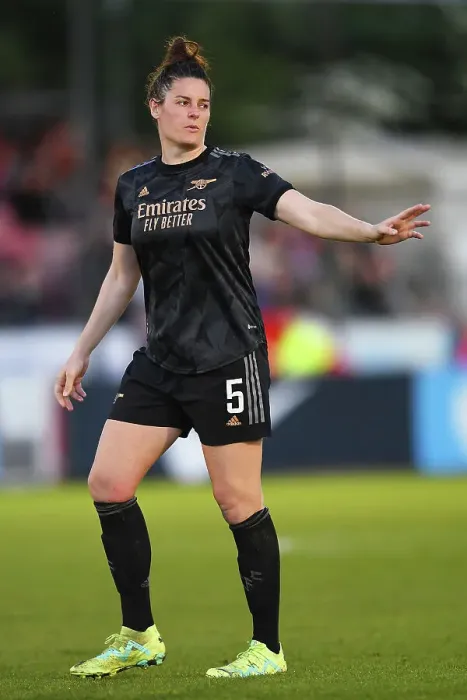 Framed Print : Arsenal's Jennifer Beattie Gestures During Brighton & Hove Albion vs Arsenal Women's Super League Match, 2022-23 Framed Print : Arsenal's Jennifer Beattie Gestures During Brighton & Hove Albion vs Arsenal Women's Super League Match, 2022-23
