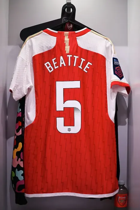 Framed Print : Arsenal's Jennifer Beattie Readies for Battle Against Tottenham Hotspur in FA WSL Cup Framed Print : Arsenal's Jennifer Beattie Readies for Battle Against Tottenham Hotspur in FA WSL Cup