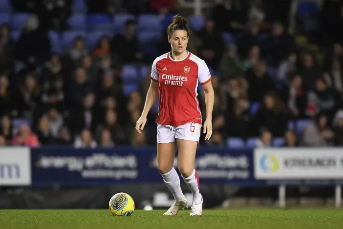 Framed Print : Arsenal's Jennifer Beattie Shines in FA Women's Continental Tyres League Cup Match Against Reading