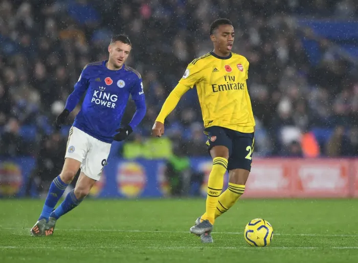 Framed Print : Arsenal's Joe Willock in Action against Leicester City - Premier League Showdown Framed Print : Arsenal's Joe Willock in Action against Leicester City - Premier League Showdown