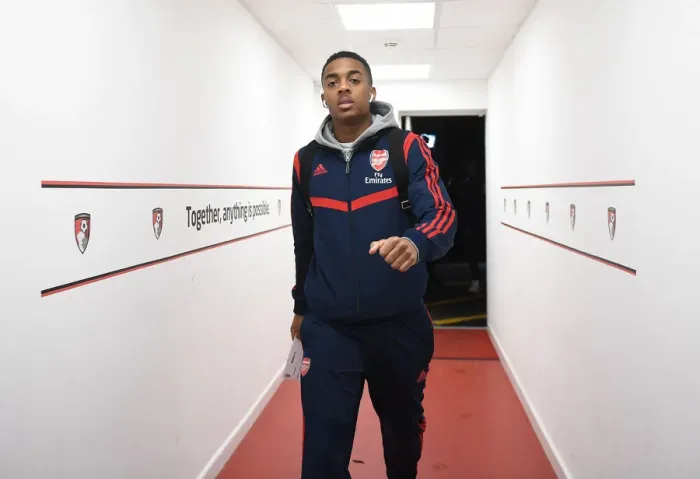 Framed Print : Arsenal's Joe Willock Arrives at Vitality Stadium for FA Cup Fourth Round Clash vs AFC Bournemouth