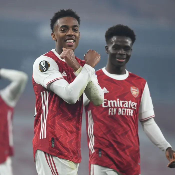 Framed Print : Arsenal's Joe Willock and Bukayo Saka Celebrate Goals Against Molde in Europa League