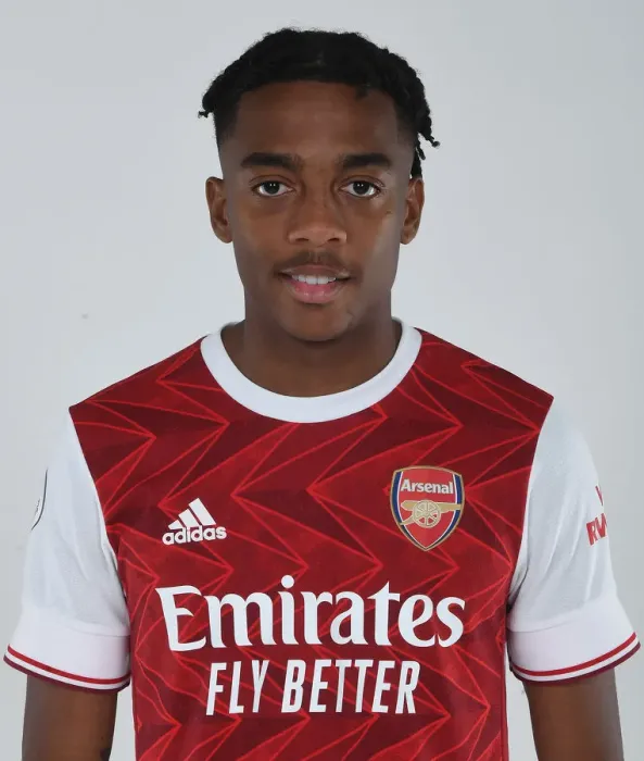 Framed Print : Arsenal's Joe Willock Prepares for 2020-21 Season in Training