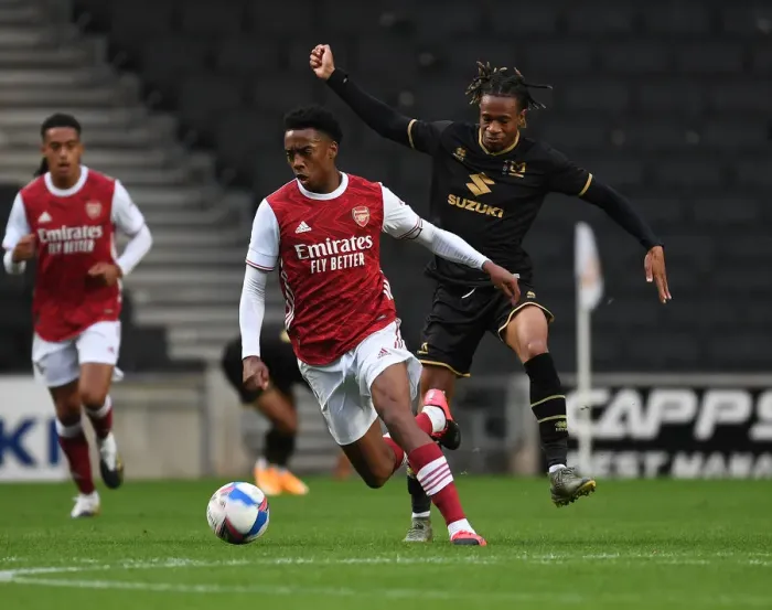 Framed Print : Arsenal's Joe Willock Scores Past MK Dons in Pre-Season Friendly
