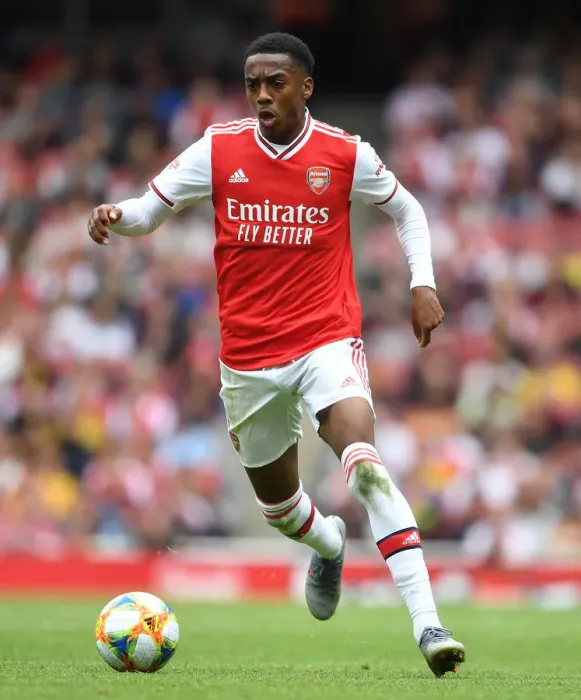 Framed Print : Arsenal's Joe Willock Stars in Emirates Cup Showdown Against Olympique Lyonnais Framed Print : Arsenal's Joe Willock Stars in Emirates Cup Showdown Against Olympique Lyonnais