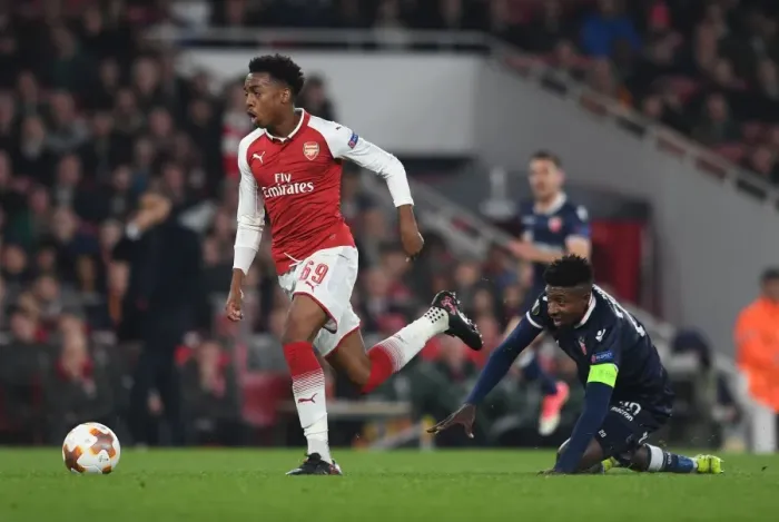 Framed Print : Arsenal's Joe Willock vs. Mitchell Donald: Europa League Showdown at Emirates Stadium Framed Print : Arsenal's Joe Willock vs. Mitchell Donald: Europa League Showdown at Emirates Stadium