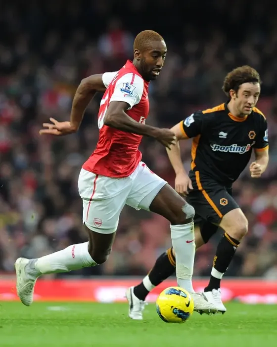 Framed Print : Arsenal's Johan Djourou Breaks Past Wolverhampton's Stephen Hunt during the 2011-2012 Premier League Match