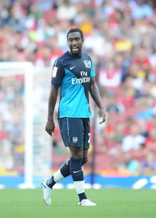 Framed Print : Arsenal's Johan Djourou Faces Off Against Boca Juniors in the Emirates Cup Framed Print : Arsenal's Johan Djourou Faces Off Against Boca Juniors in the Emirates Cup