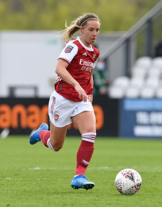 Framed Print : Arsenal's Jordan Nobbs in Action against Aston Villa Women in Empty Meadow Park - FA WSL 2021