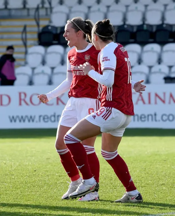 Framed Print : Arsenal's Jordan Nobbs Scores the Winning Goal in FA WSL Victory over Everton Framed Print : Arsenal's Jordan Nobbs Scores the Winning Goal in FA WSL Victory over Everton