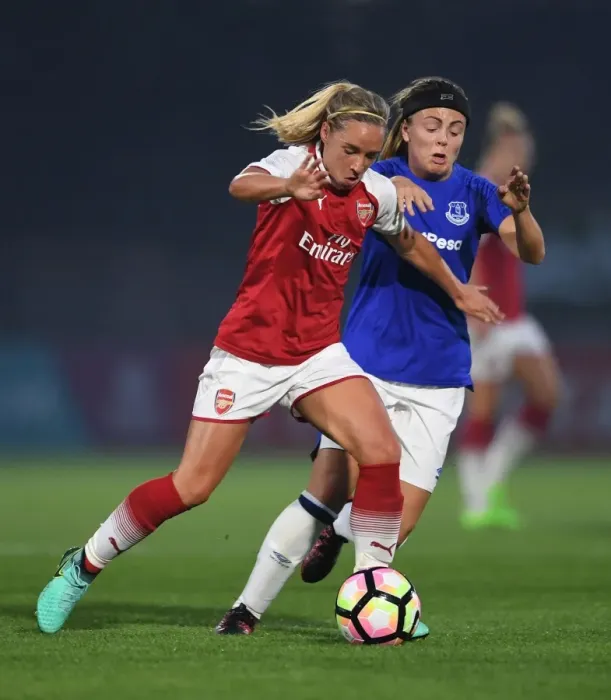 Framed Print : Arsenal's Jordan Nobbs vs Everton's Simone Magill: A Battle of Wits in Pre-Season Friendly Framed Print : Arsenal's Jordan Nobbs vs Everton's Simone Magill: A Battle of Wits in Pre-Season Friendly