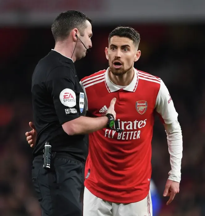 Framed Print : Arsenal's Jorginho Contests Referee Decision Against Everton Framed Print : Arsenal's Jorginho Contests Referee Decision Against Everton