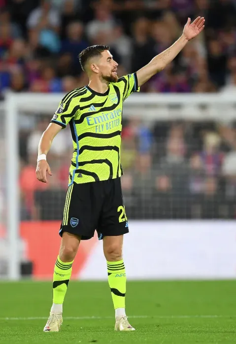 Framed Print : Arsenal's Jorginho Gives Instructions During Crystal Palace Clash (2023-24 Premier League)
