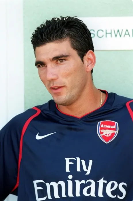 Framed Print : Arsenal's Jose Reyes Shines: 8-1 Pre-Season Victory over Schwadorf, Austria, 2006