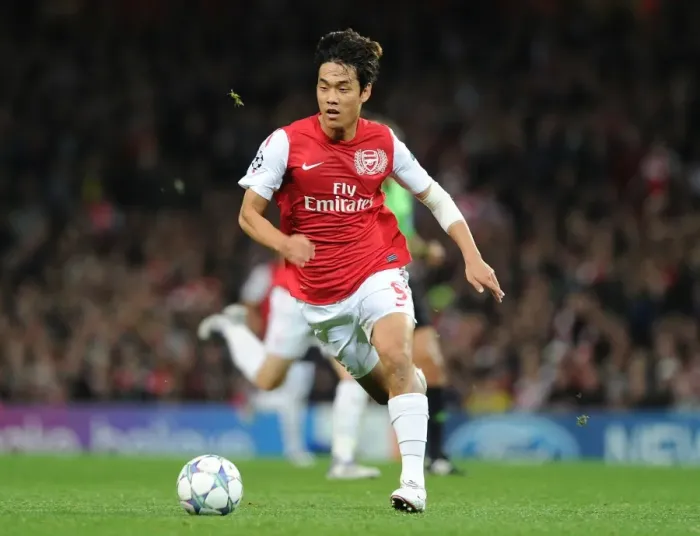 Framed Print : Arsenal's Ju Young Park Goes Head-to-Head with Olympique de Marseille in the UEFA Champions League Framed Print : Arsenal's Ju Young Park Goes Head-to-Head with Olympique de Marseille in the UEFA Champions League