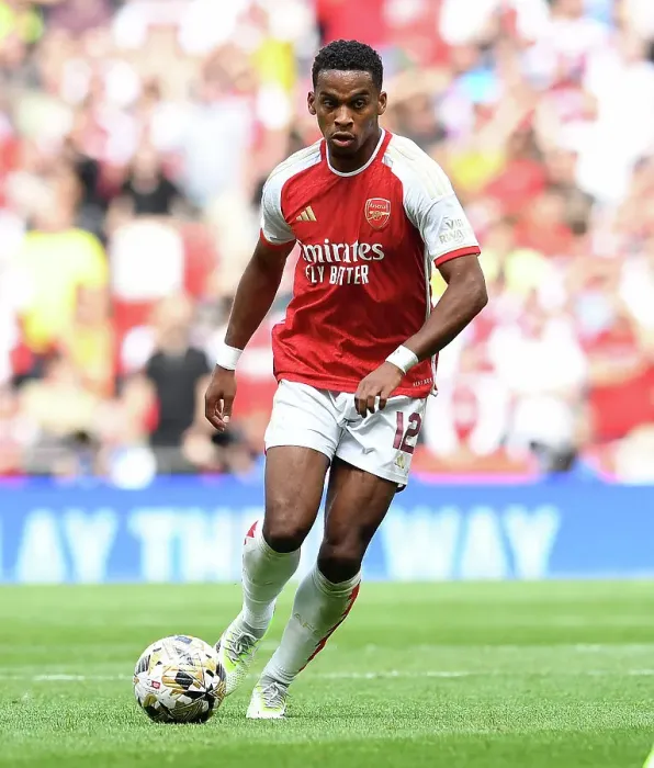Framed Print : Arsenal's Jurrien Timber Chases the Ball in FA Community Shield Clash Against Manchester City, 2023-24