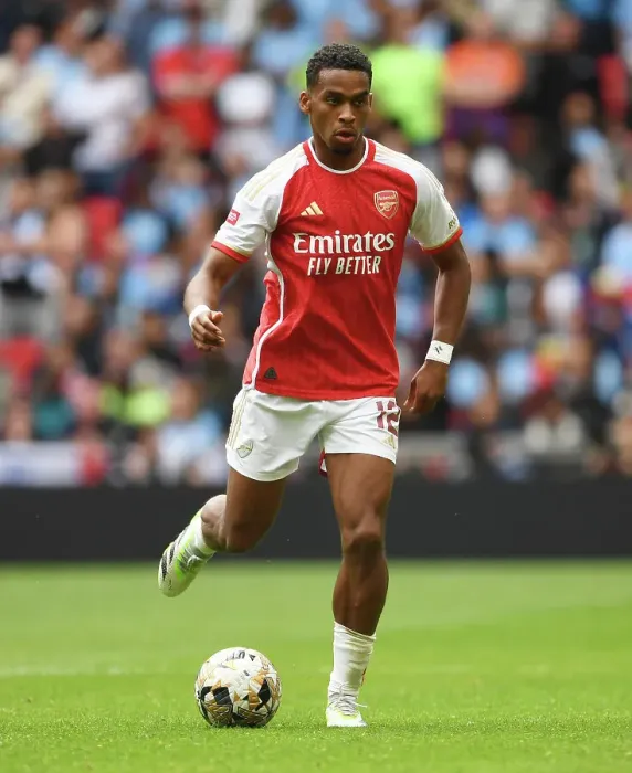 Framed Print : Arsenal's Jurrien Timber Faces Off Against Manchester City in 2023-24 FA Community Shield Showdown Framed Print : Arsenal's Jurrien Timber Faces Off Against Manchester City in 2023-24 FA Community Shield Showdown