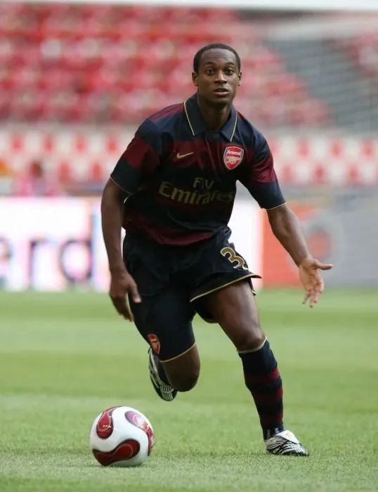 Framed Print : Arsenal's Justin Hoyte in Action: Arsenal vs. Lazio, Amsterdam Tournament 2007 (Day 1, 2:1 Win) Framed Print : Arsenal's Justin Hoyte in Action: Arsenal vs. Lazio, Amsterdam Tournament 2007 (Day 1, 2:1 Win)