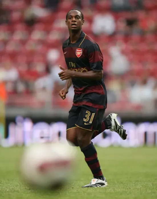 Framed Print : Arsenal's Justin Hoyte Scores in 2-1 Win Over Lazio at Amsterdam Tournament, 2007
